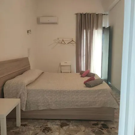 Airport Bagno Privato In Κατάνια