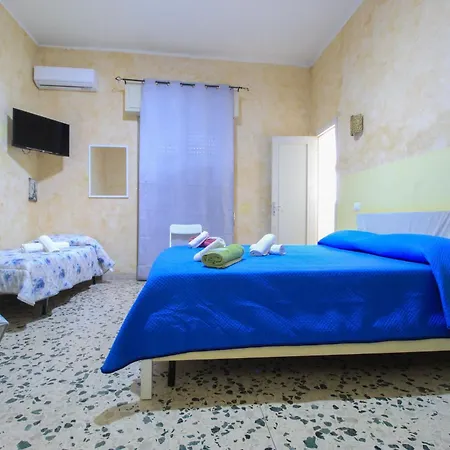 Airport Bagno Privato In 4* Катания